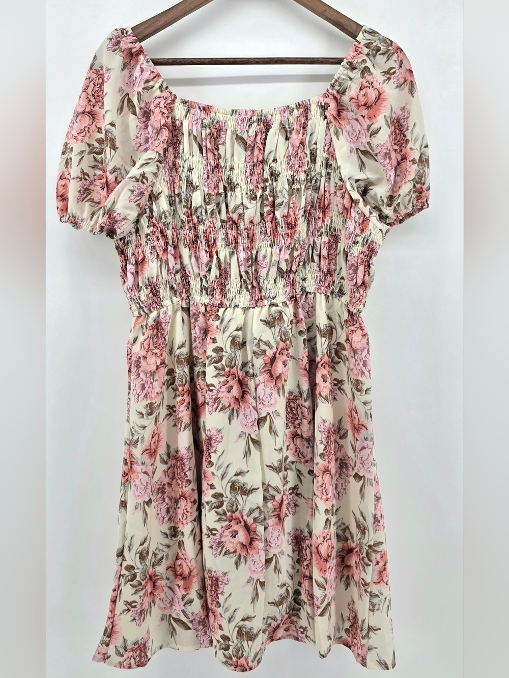 Hayden Los Angeles Boutique Floral Puff Sleeve Smocked Mini Dress – Size L - Picture 12 of 16